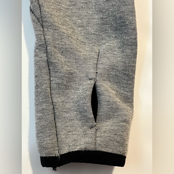 Champion Gray Hooded Jacket with Black Accents Women’s Size Medium - Picture 3 of 16